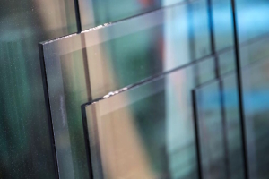 edge deleted glass